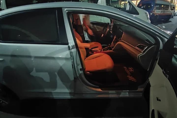 Clean and reliable car for airport transfers – Intours Egypt.