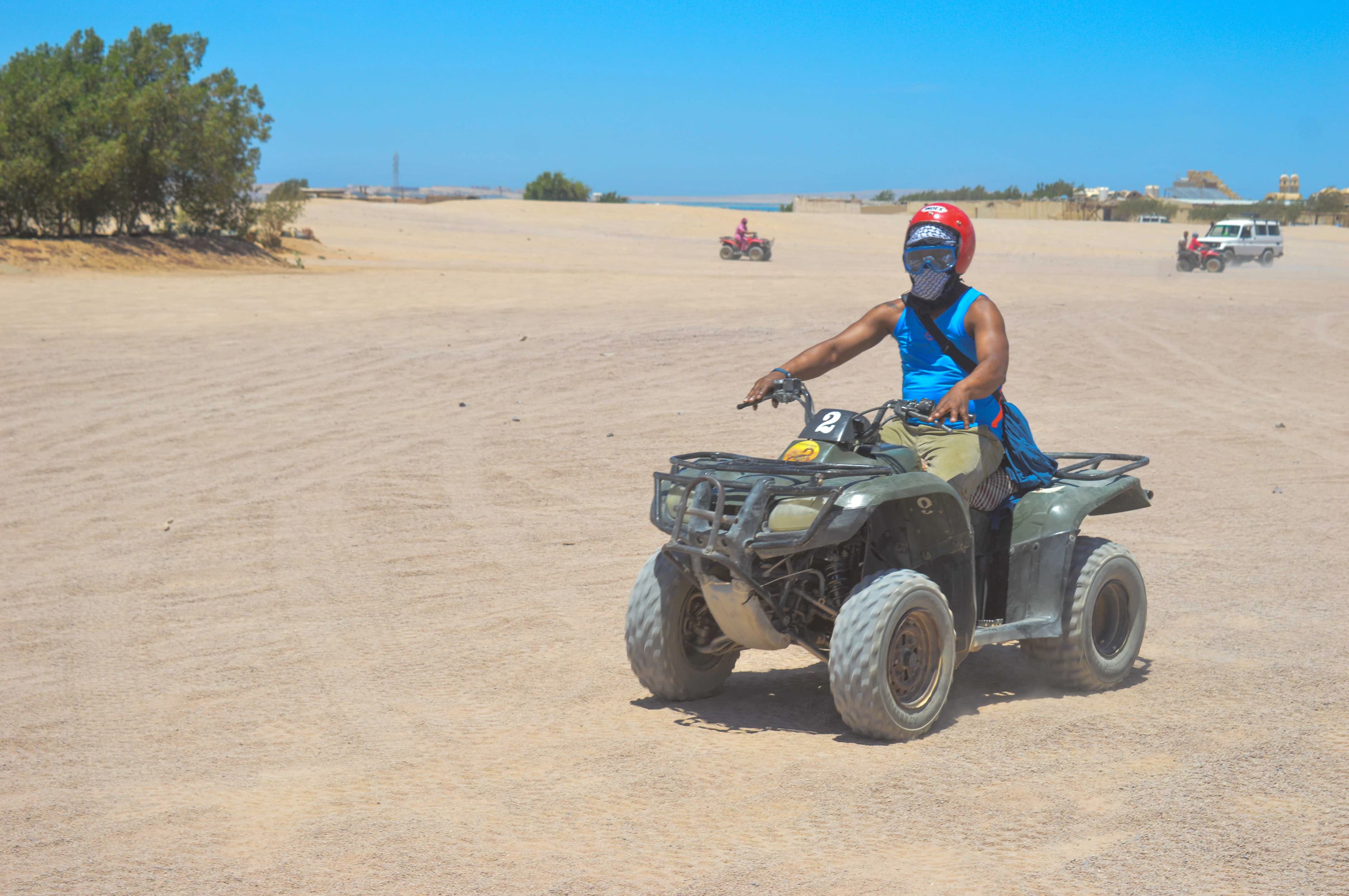 Safari en quad et balade a dos de chameau dans le desert de Hurghada — photo 12